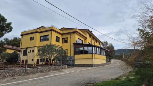Cerreto Sannita Hotel | Hotel La Vecchia Quercia