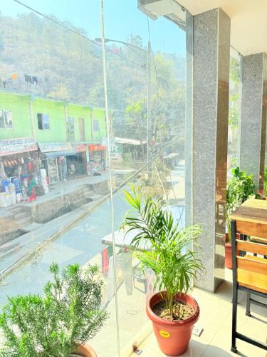 Kathmandu Valley Hotel | Hotel Laliguras AC rooms