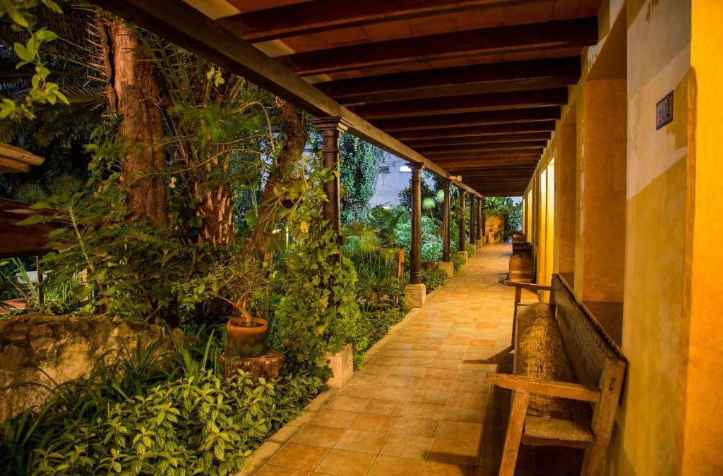 Antigua Guatemala Hotel | Hotel Las Farolas