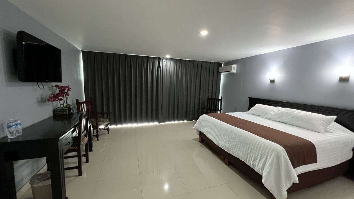 Sahuayo Hotel | Hotel Latino