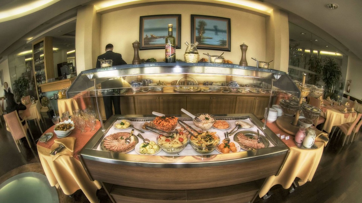 Vukovar Hotel | Hotel Lav