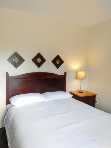 Saint-Marc-des-Carrieres Hotel | Hotel Le Must