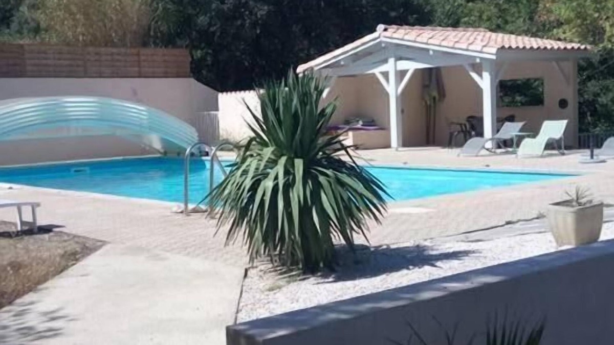 Saint-Paul-de-Fenouillet Hotel | Hotel Le Chatelet