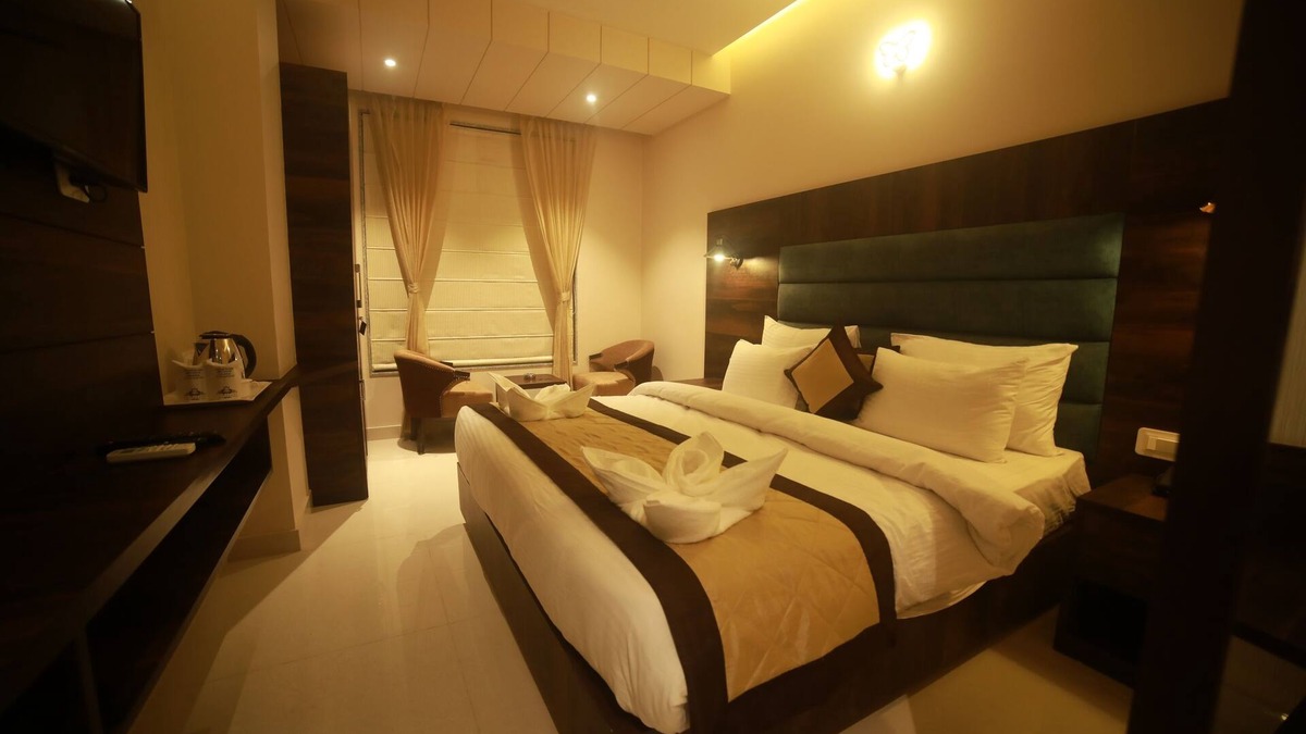 Chomu Hotel | Hotel Le Grande