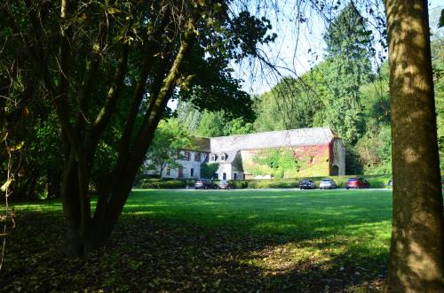 Crupet Hotel | Hotel Le Moulin Des Ramiers