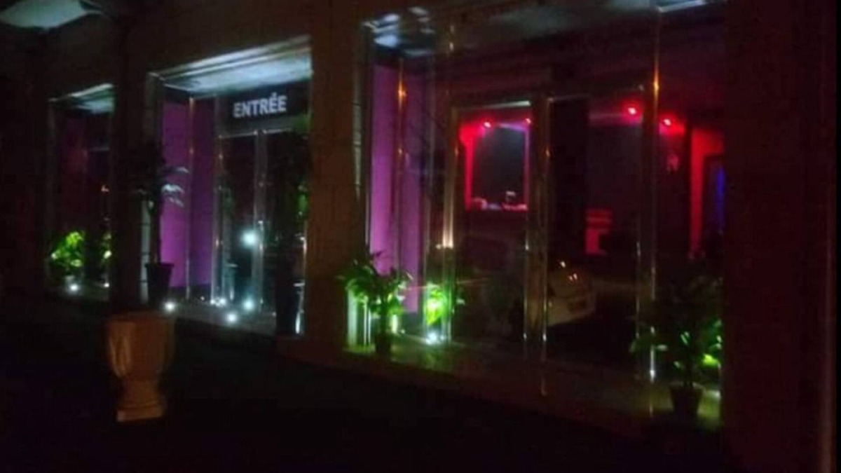 Hammam Bou Hadjar Hotel | Hotel Les Fréres Benouis