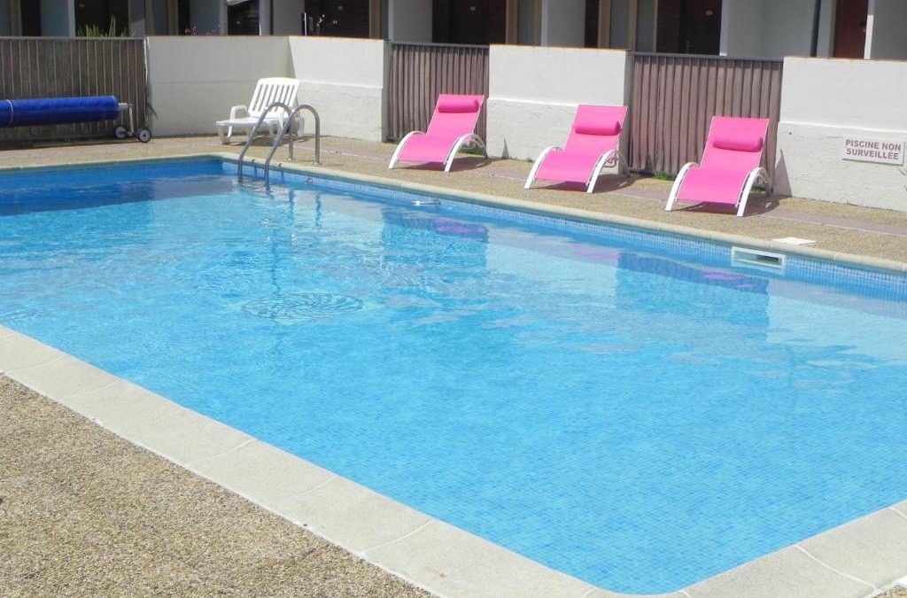 Hourtin Hotel | Hotel Les Pins