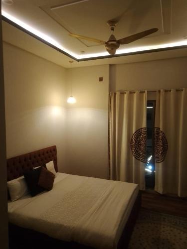 Shangla Hotel | Hotel Leshan