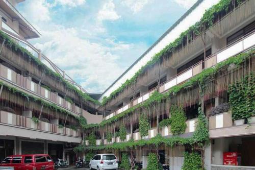 Patrang Hotel | Hotel Lestari