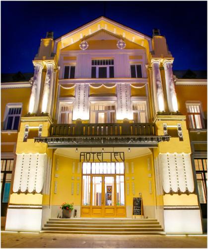Levice Hotel | Hotel Lev