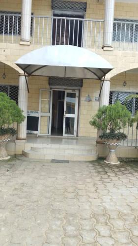 Bonaberi Hotel | Hotel Lile John
