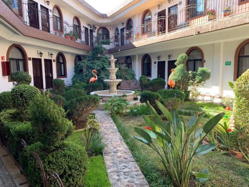 Hidalgo del Parral Hotel | Hotel Los Arcos