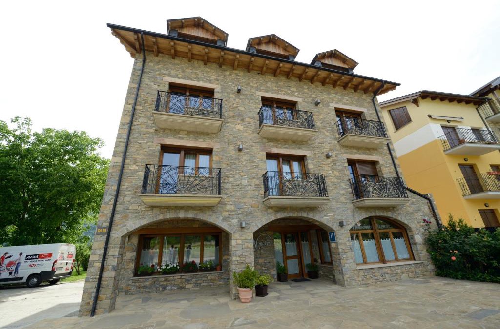 Campo Hotel | Hotel Los Nogales