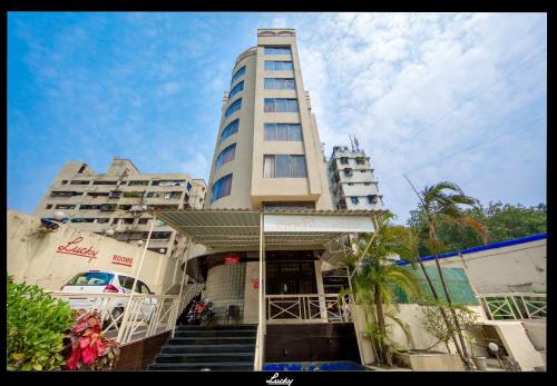 Malad East Hotel | Hotel Lucky Goregaon