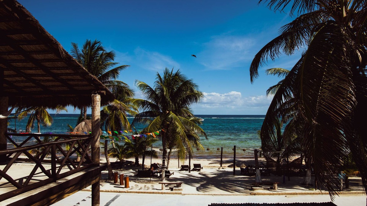 Mahahual Hotel | Hotel Luna de Plata