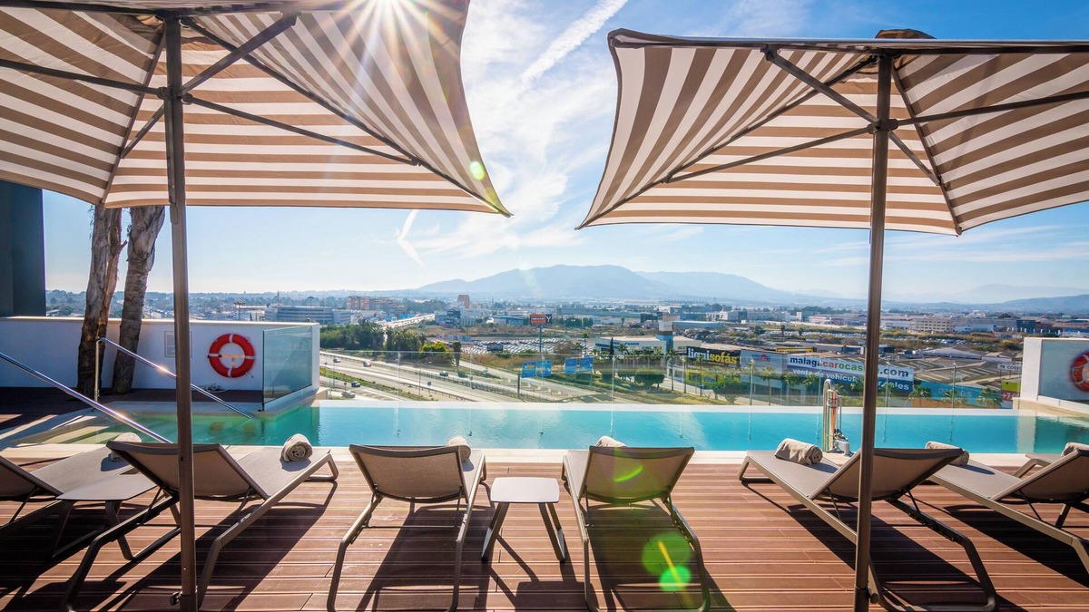 Carretera de Cadiz Hotel | Hotel Málaga Vibes