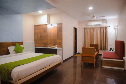 Vijayapura Hotel | Hotel Madhuvan International