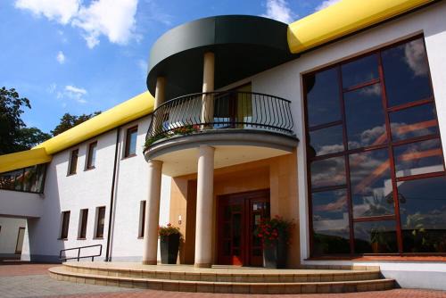 Ostrow Wielkopolski Hotel | Hotel Malwa