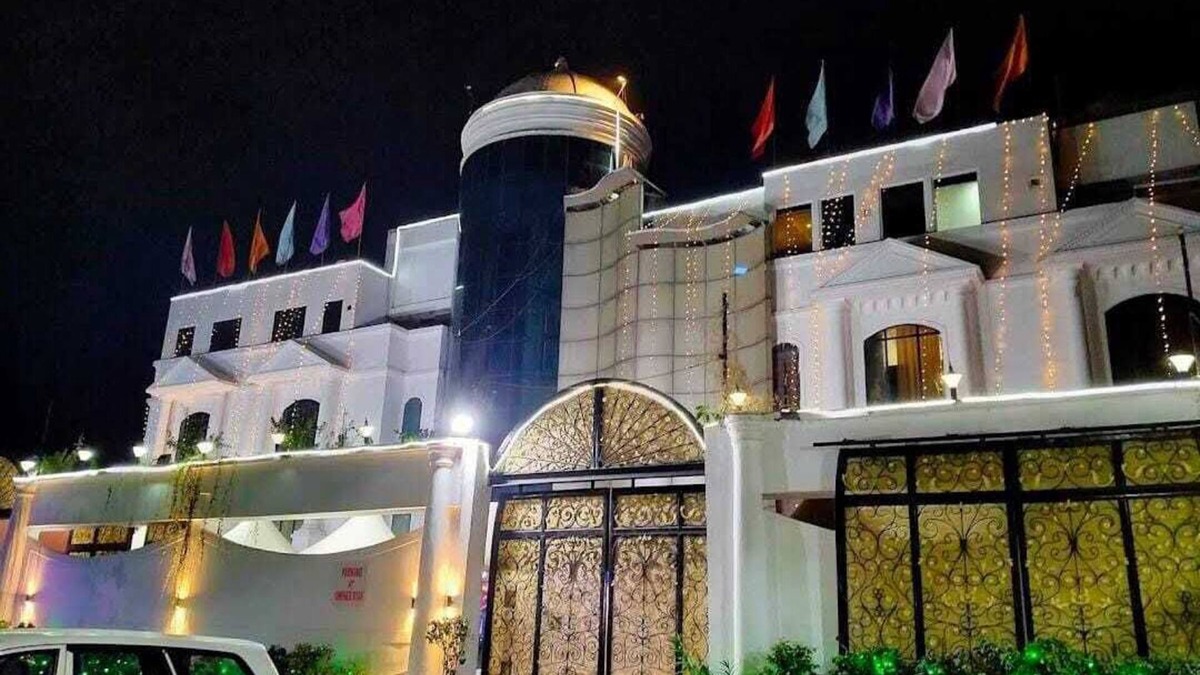 Kanpur Hotel | Hotel Mandakini Royale