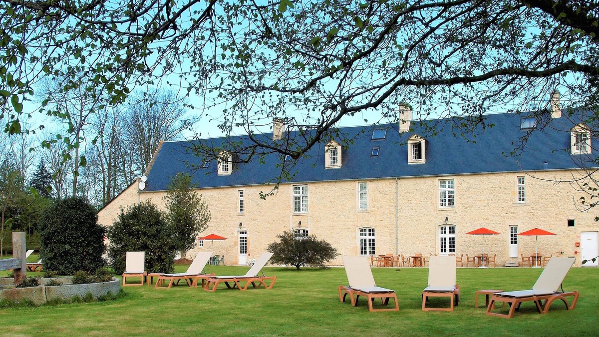 Crepon Hotel | Hotel Manoir de Mathan