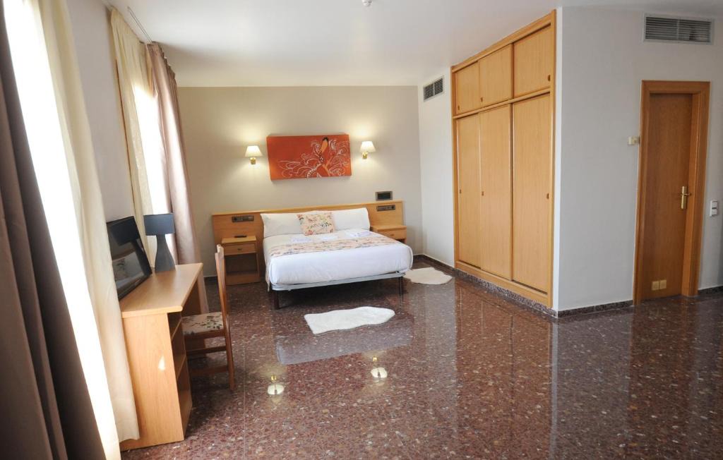 Pedrola Hotel | HOTEL MARIA ROSA
