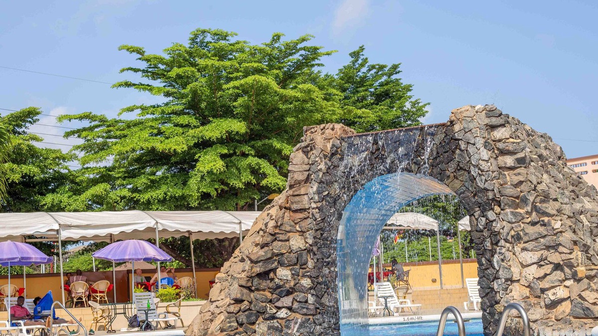 Nungua Hotel | Hotel Marjorie 'Y'
