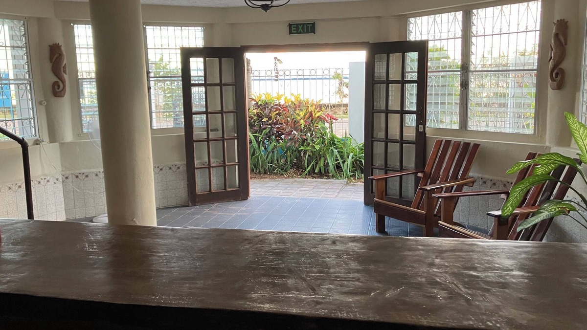 Corozal House | Hotel Martin