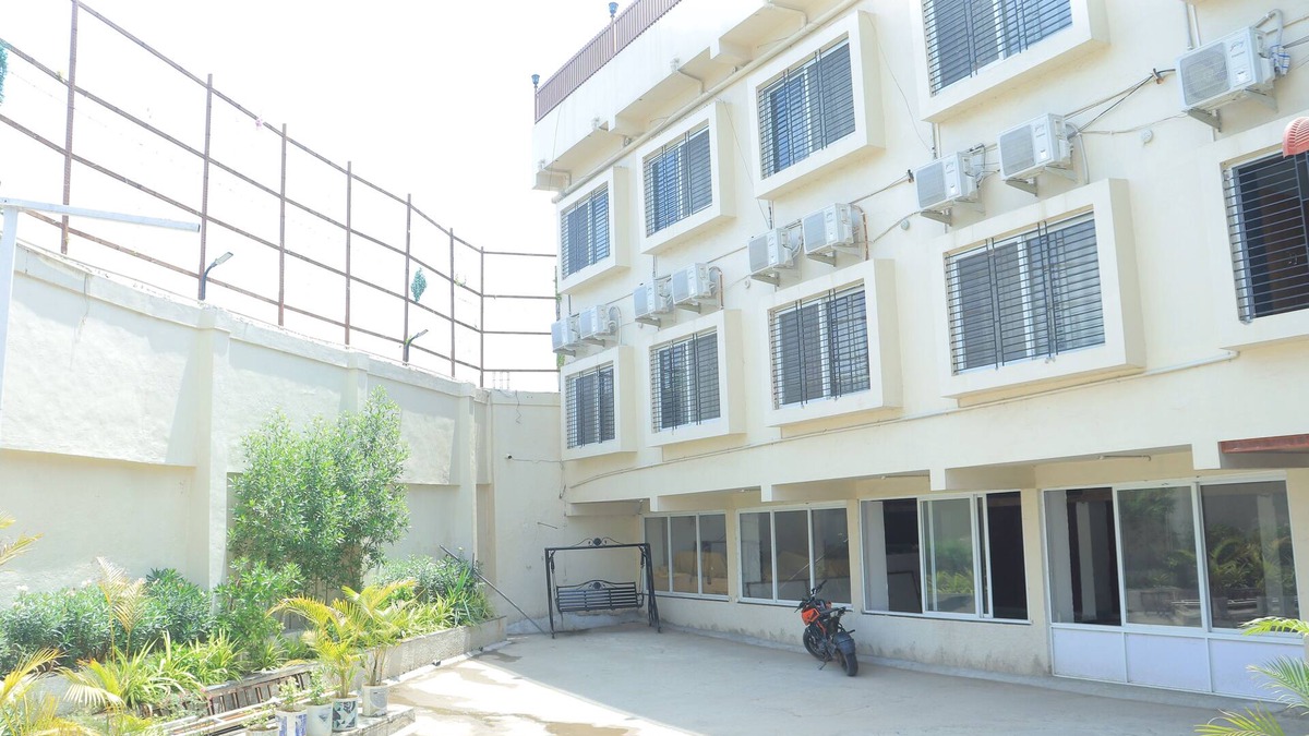 Ellora Hotel | Hotel Mayur Residency
