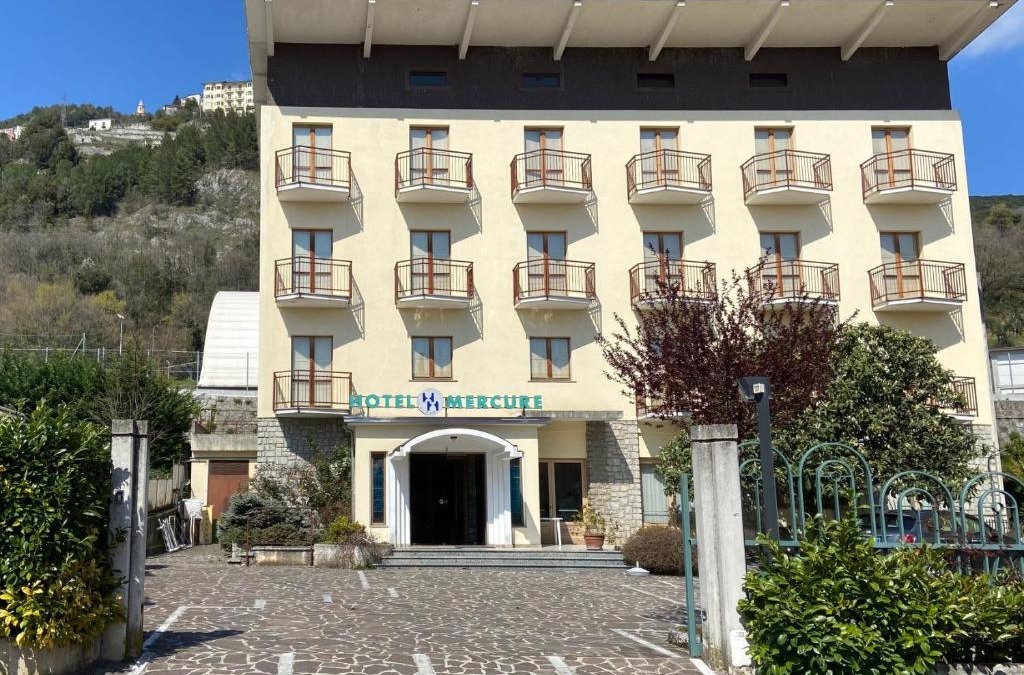 Castelluccio Inferiore Hotel | Hotel Mercure