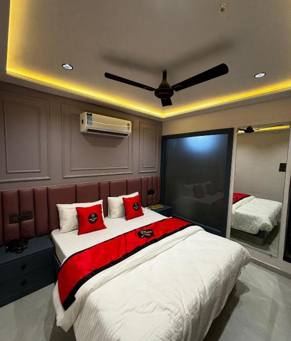 Surat Hotel | Hotel Merito Surat