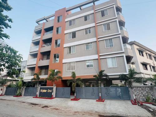 Nashik Hostel | Hotel Mighter Crest