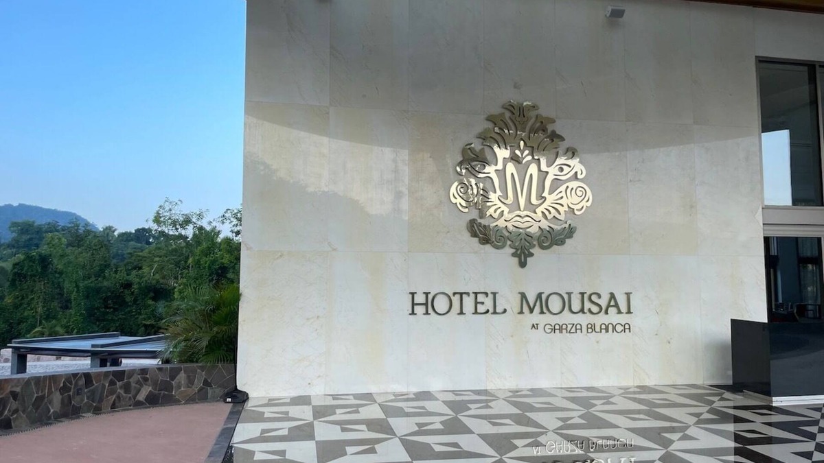 Mismaloya Hotel | HOTEL MOUSAI PUERTO VALLARTA - ADULTS ONLY : Many different suite configurations