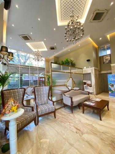 Malad West Hotel | Hotel Mumbai House Mindspace Malad