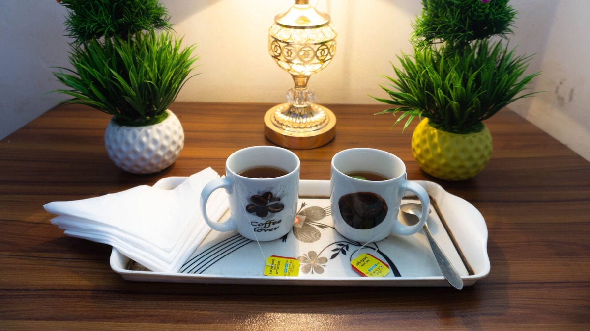Dhaka Hotel | Hotel Muna International Residential - Family Room - AC