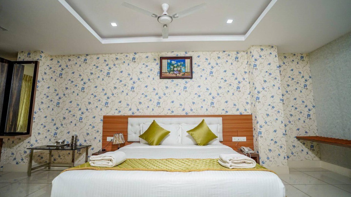 Mysore Hotel | Hotel Mysore Palace.