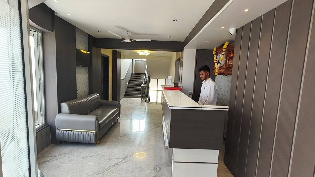 Amarnath Hotel | Hotel Nakshatra Residency