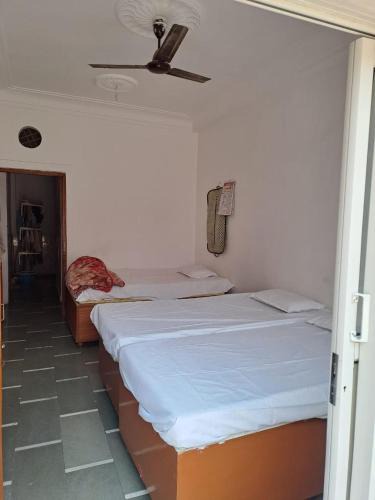 Indore House | Hotel Narmada Puram