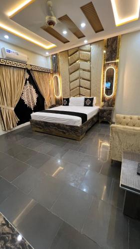 Johar Town Hotel | Hotel new royal palace