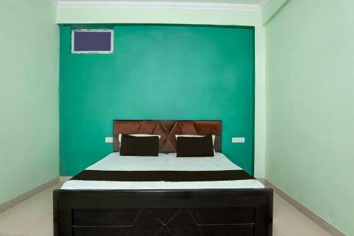 Kanpur Hotel | Hotel O A K Hotel and restaurant