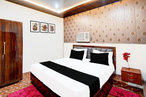 Kanpur Hotel | Hotel O ABHIK GRAND