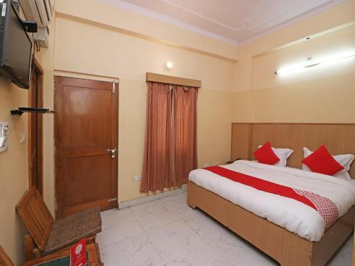 Aligarh Hotel | Hotel O AKBAR PALACE