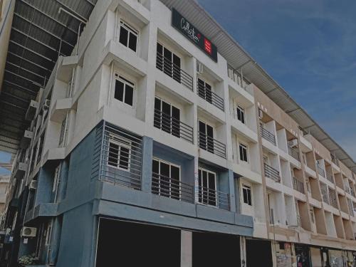 Bhiwandi Hotel | Hotel O Bhumi World