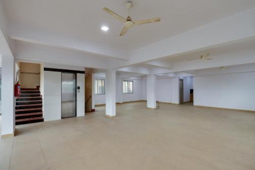 Narasapura Hotel | Hotel O Gayathri Lodging & Boarding