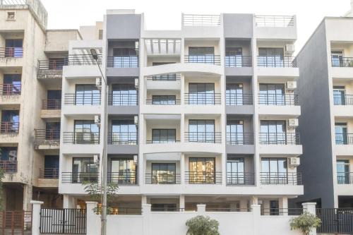 Navi Mumbai Hotel | Hotel O GEMS STAR RESIDENCY BNB Bamandongri Railway Station