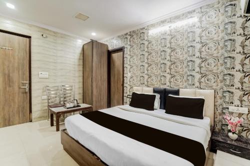 Pitampura Hotel | Hotel O LS BANQUET & ROOMS