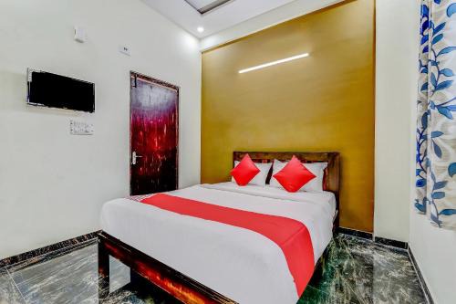 Kumbalgodu Hotel | Hotel O Royal King