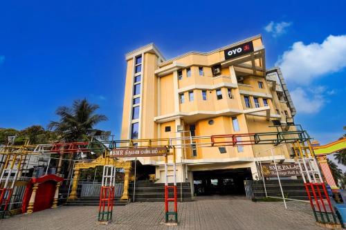 Gummidipundi Hotel | Hotel O SMR Palace