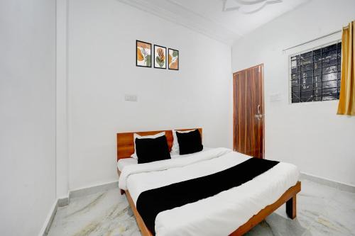 Kolar Road Hotel | Hotel O The Diamond Palace
