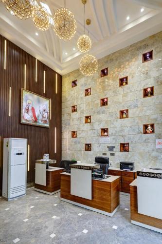Paharganj Hotel | HOTEL OAK PLAZA - In-House Restaurant and Parking Near Connaught Place