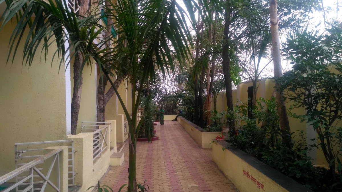 Titwala Hotel | Hotel Om Sai Chattra Icon Residency